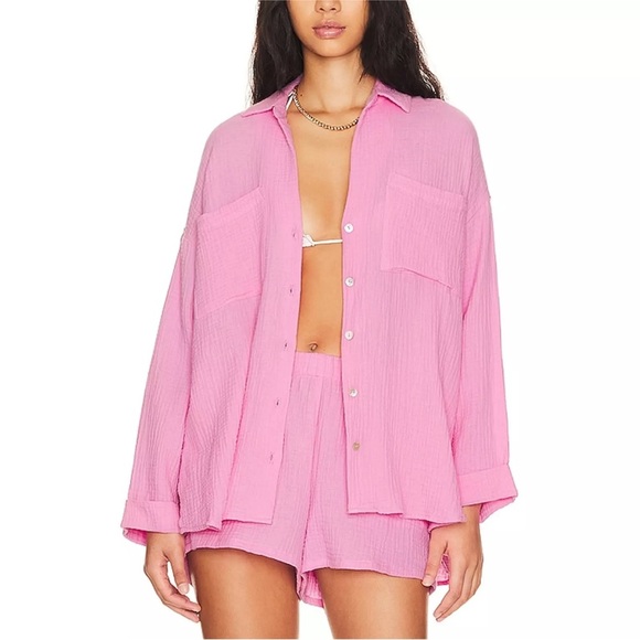 Show Me Your MuMu Tops - Show me your Mumu Weekday Button Up
Bubblegum Pink Gauze Shirt Size L New